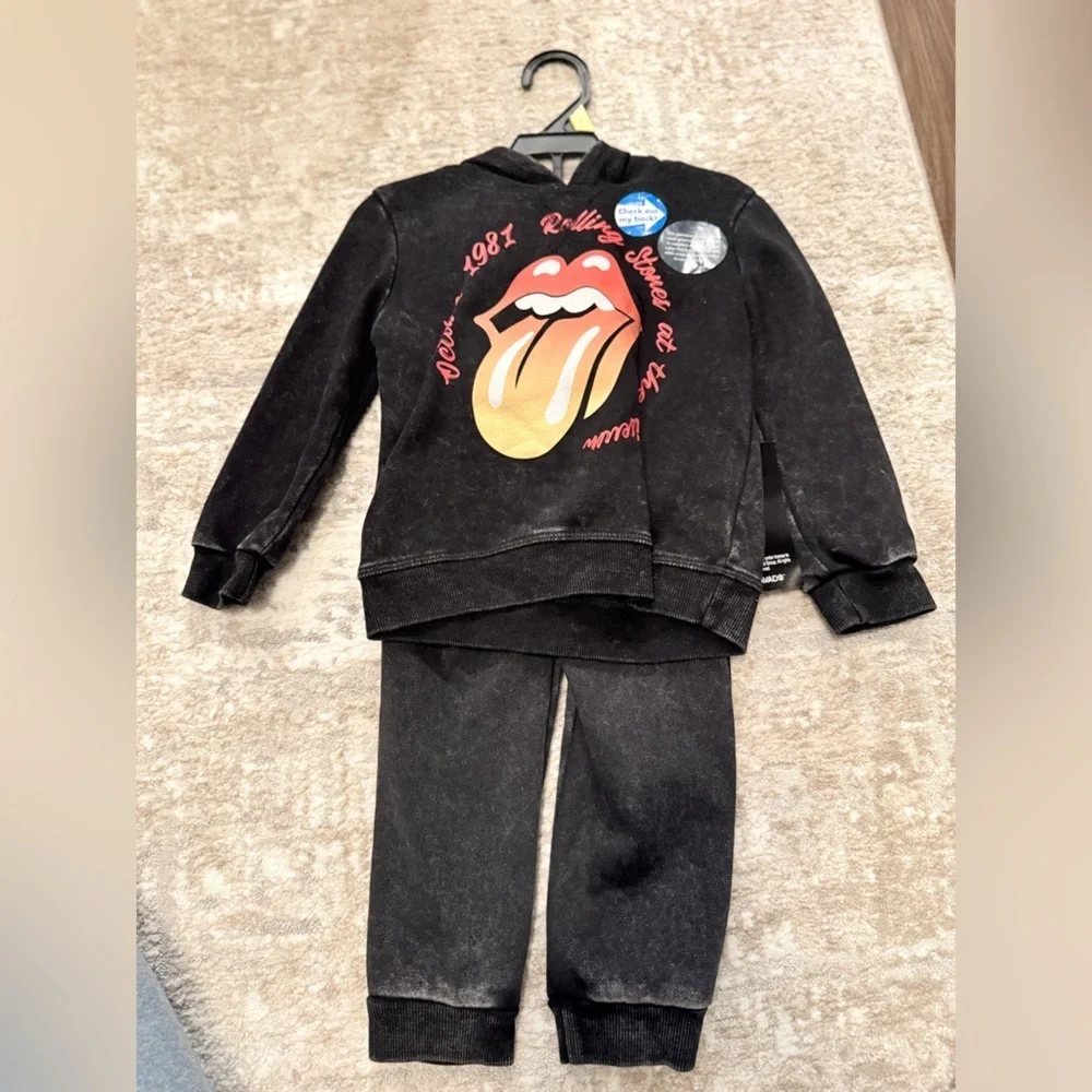The Rolling Stones Black Kids cargo pants and hoodie Matching Set size 3T-NWT